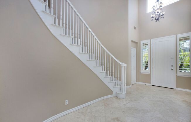 4 BEDROOM, 3 BATH WITH BONUS ROOM (SERRANO & KENDRA)