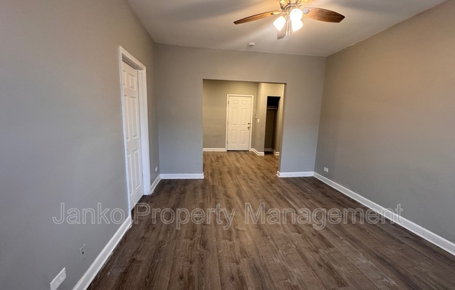 5647 W Washington Blvd