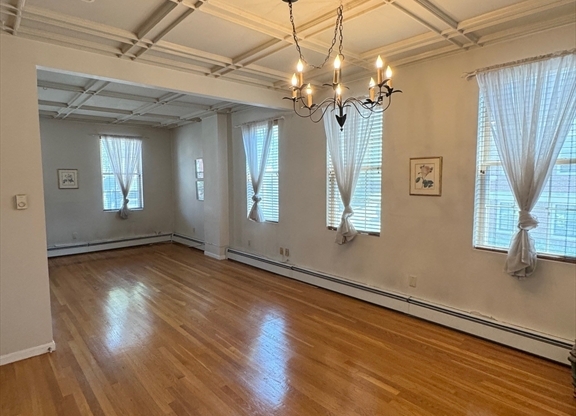 404 BUNKER HL ST