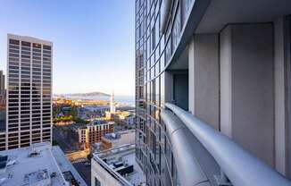 Towers at Rincon - Luxury Apartments in San Francisco