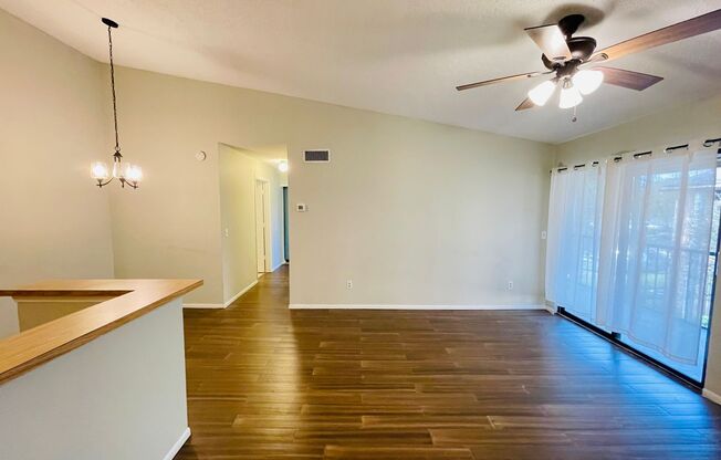 2 beds, 2 baths, $1,600