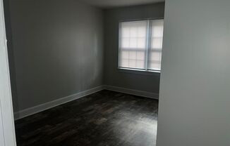 3 beds, 1 bath, $1,200