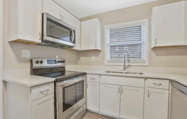 2038 REBECCA LN