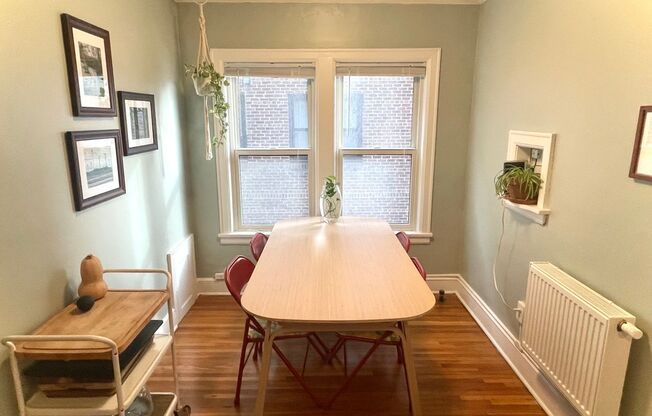 1 bed, 1 bath, 800 sqft, $1,445, Unit 1290105R