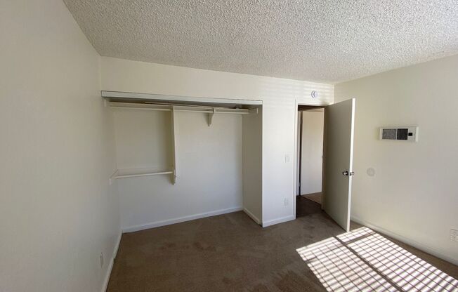 2 beds, 1 bath, 800 sqft, $2,195, Unit #3