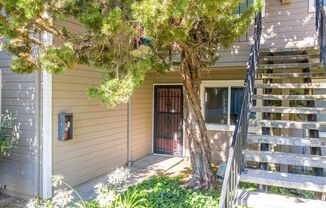 Move-In Ready 1-Bedroom Condo Cobblestone Glen SEE VIDEO