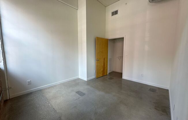 1 bed, 1 bath, 587 sqft, $1,515, Unit 213