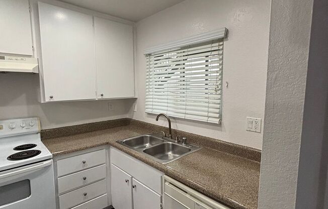 1 bed, 1 bath, 750 sqft, $2,305, Unit 1505