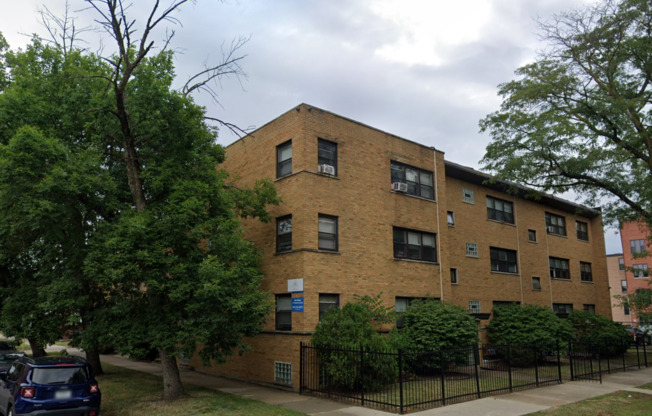 7770-78  S South Shore Drive Chicago, IL 60649