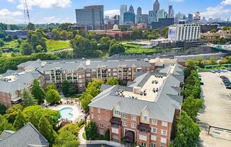 1735 Peachtree Street