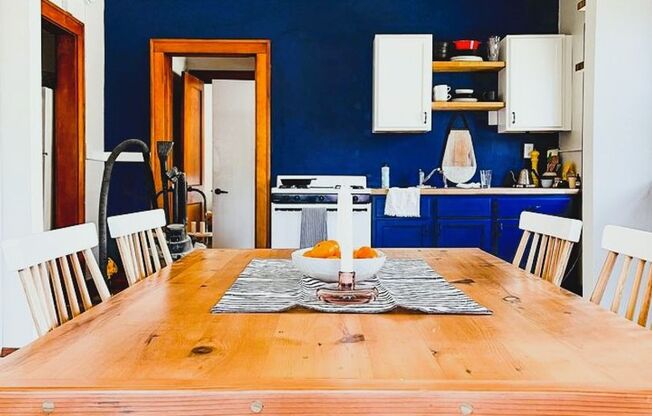 4106 Chicago Ave. S.