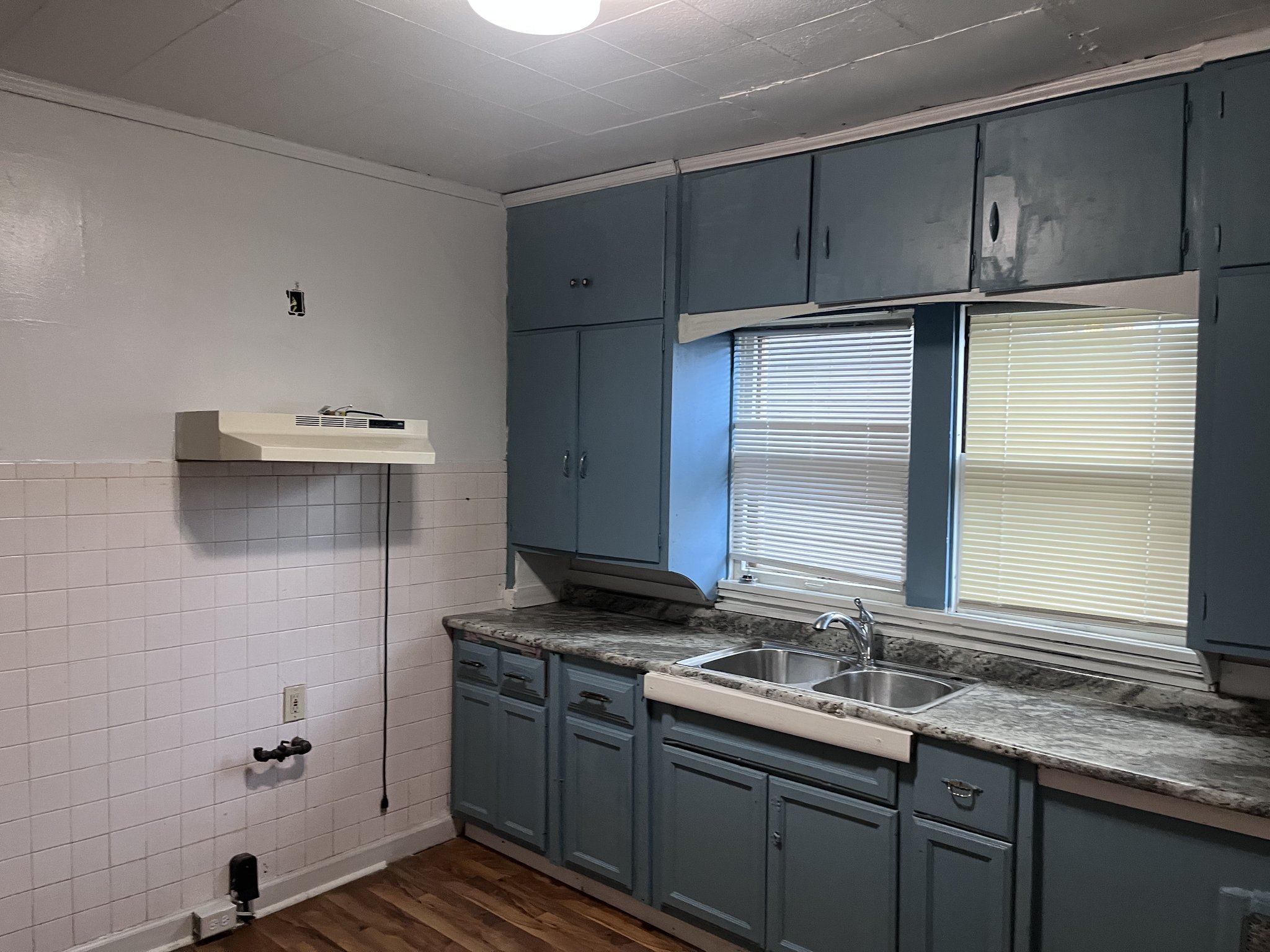 2523 S 12 ST
