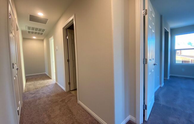 4 BED 2.5 BATH 2 CAR GARAGE,  LARGE CORNER LOT, GATED COMMUNITY IN NORTH VEGAS.