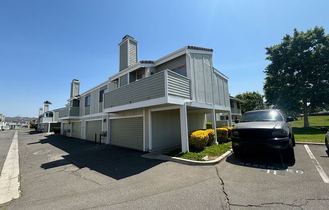 2 Bedroom Condo for Rent in Canyon Country!