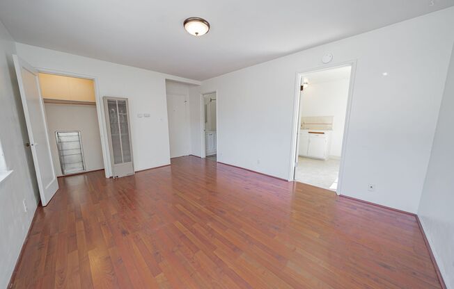 1811 6th Avenue
