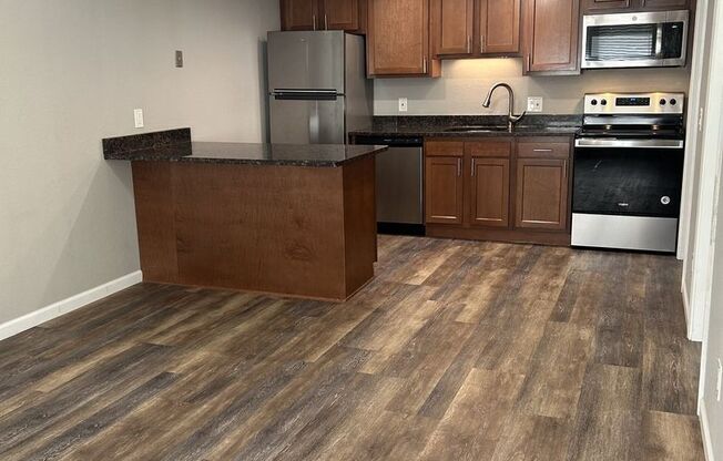 1 bed, 1 bath, 576 sqft, $1,150, Unit 167