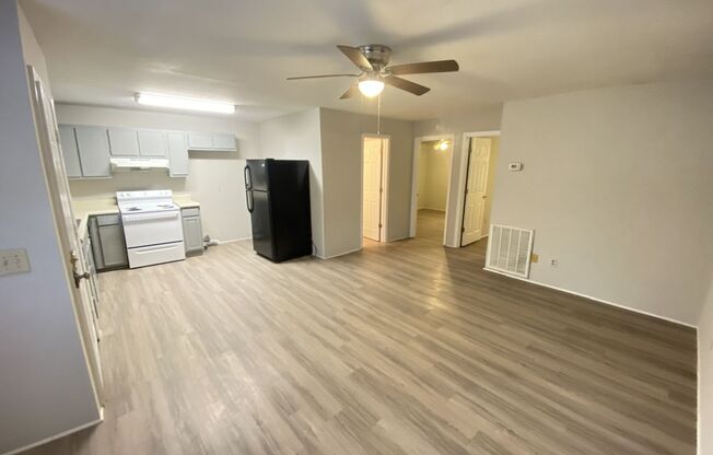 2bd/1ba Apt. close Downtown Salisbury & easy access to I-85