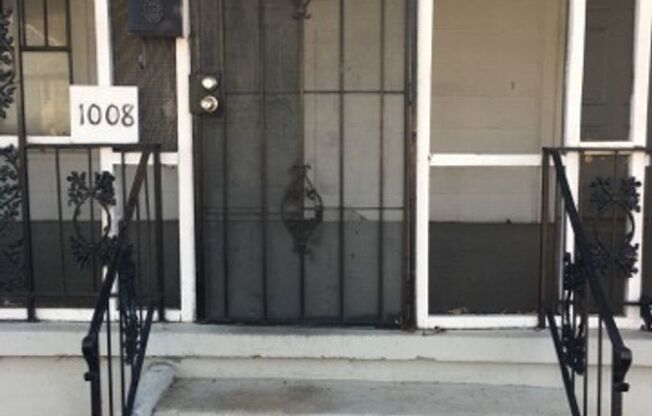 1008 Allene Ave SW