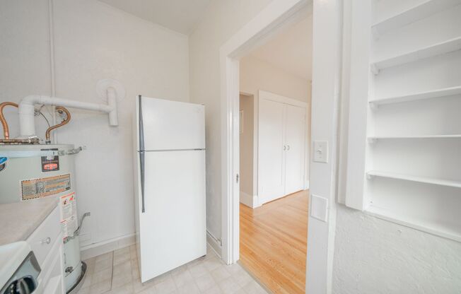 1 bed, 1 bath, $2,100, Unit 3