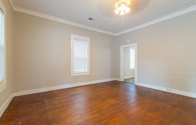 Charming Restored home in Bibb City