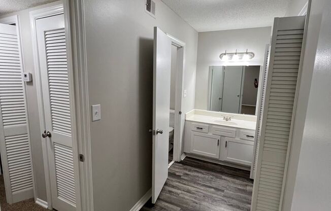1 bed, 1 bath, 778 sqft, $1,070, Unit D803