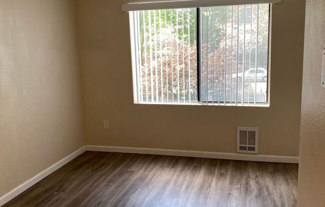 1 bed, 1 bath, 410 sqft, $1,450, Unit 201