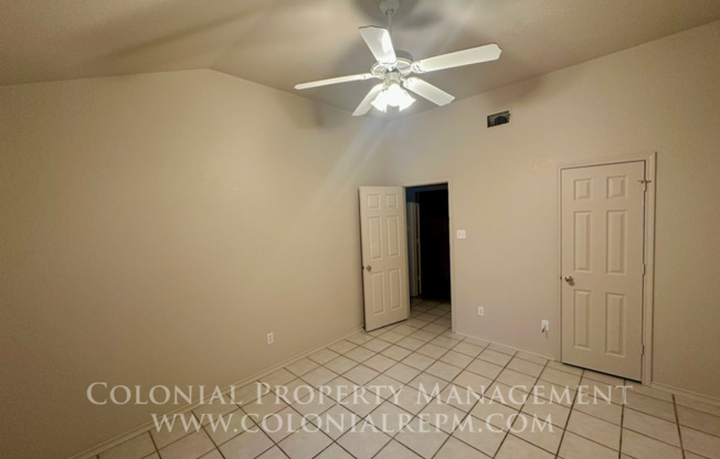 3 beds, 2 baths, 1,289 sqft, $1,295, Unit A