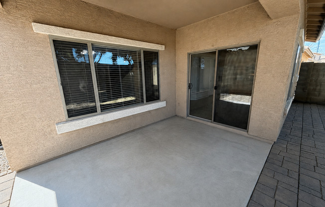 3 beds, 2.5 baths, $1,994