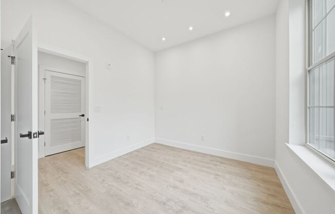 1 bed, 1 bath, 810 sqft, $1,900