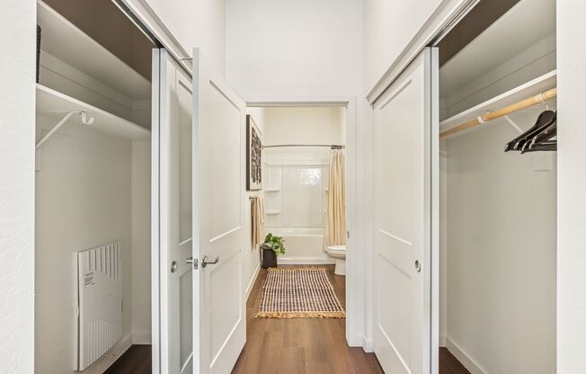 2 beds, 2 baths, 1,038 sqft, $2,080