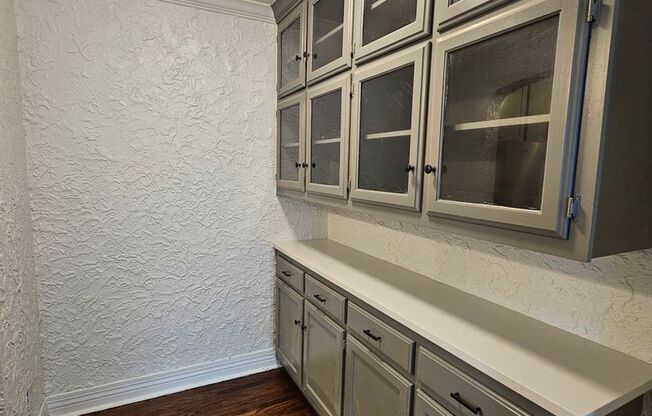 1 bed, 1 bath, 900 sqft, $1,200, Unit 1412-1