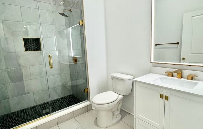 1 bed, 1 bath, 527 sqft, $1,295, Unit 504