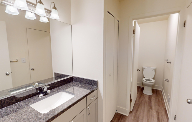 Kensington-Upgraded Bathroom