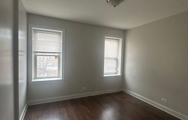 Spacious 2 bedroom Apartment Available