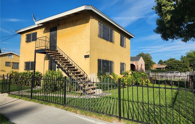 8868 WALL ST