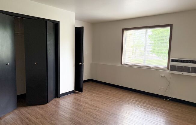 2 beds, 1 bath, 862 sqft, $1,249.99, Unit 1601-308