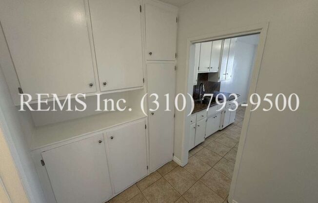 1 bed, 1 bath, 700 sqft, $1,650