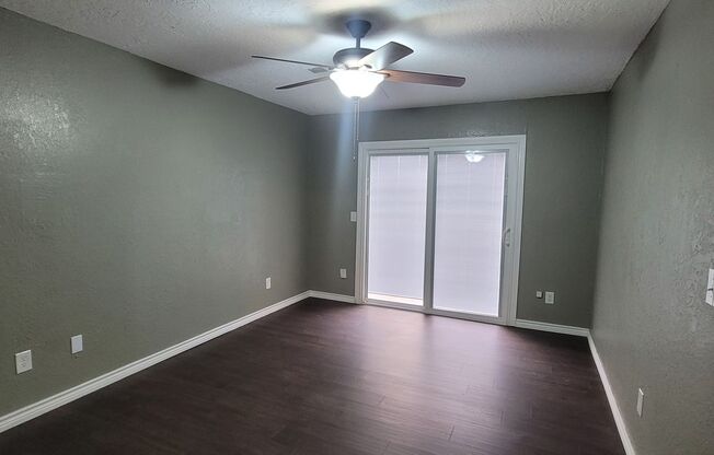 3 beds, 2 baths, $1,865