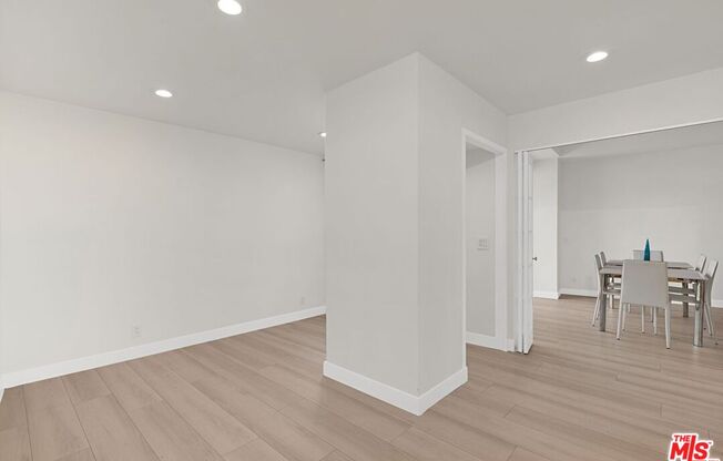 1 bed, 2 baths, 1,260 sqft, $3,700, Unit 507