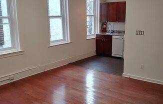 2 beds, 1 bath, 925 sqft, $1,700, Unit #3F