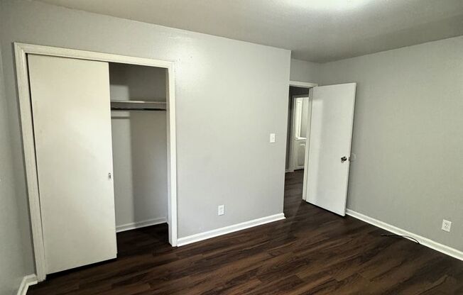 2 beds, 1 bath, 850 sqft, $875, Unit Unit B