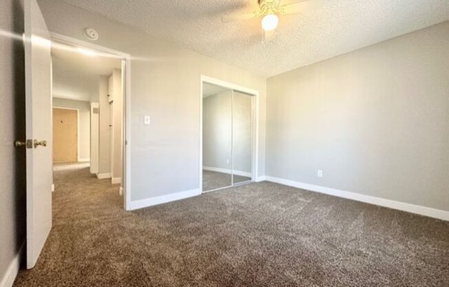 2 beds, 1 bath, $2,295, Unit 3630 04