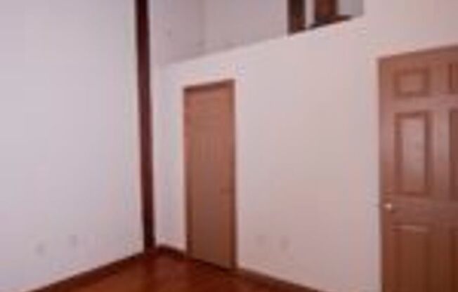 2 beds, 1 bath, 1,000 sqft, $1,225, Unit SW 203