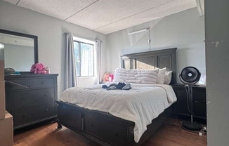 1 bed, 1 bath, 640 sqft, $2,100, Unit 4407
