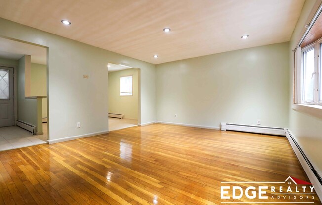 30 ALT COLLEGE FARM RD