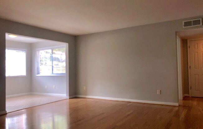 Very Spacious 2bd/2ba Condo in Brookhaven w/ Pool and Large Green Space!