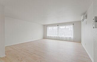 2 beds, 1.5 baths, 950 sqft, $1,075, Unit 304