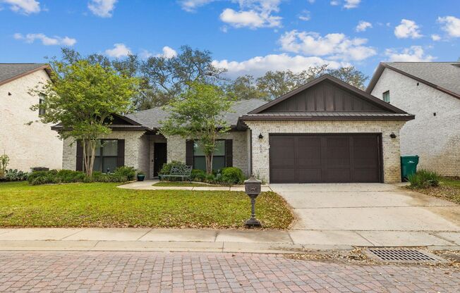 Beautiful 4 Bedroom in Destin!