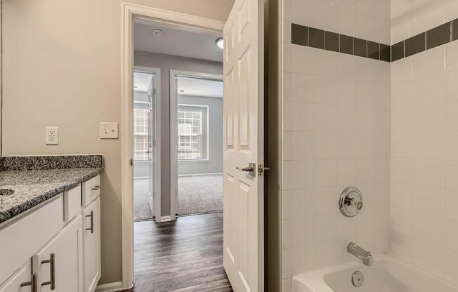 53 Paloma Heights 203 Colorado Springs CO - Web Quality - 022 - 25 Bathroom.jpg