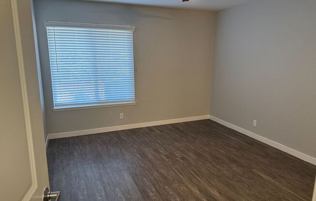 2 beds, 1 bath, 853 sqft, $2,550, Unit 9G